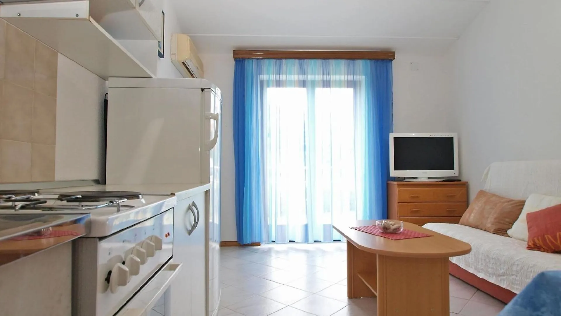 Ferienwohnung Fuer 4 Personen Ca 38 Qm In Pula, Istrien Istrische Riviera Apartment